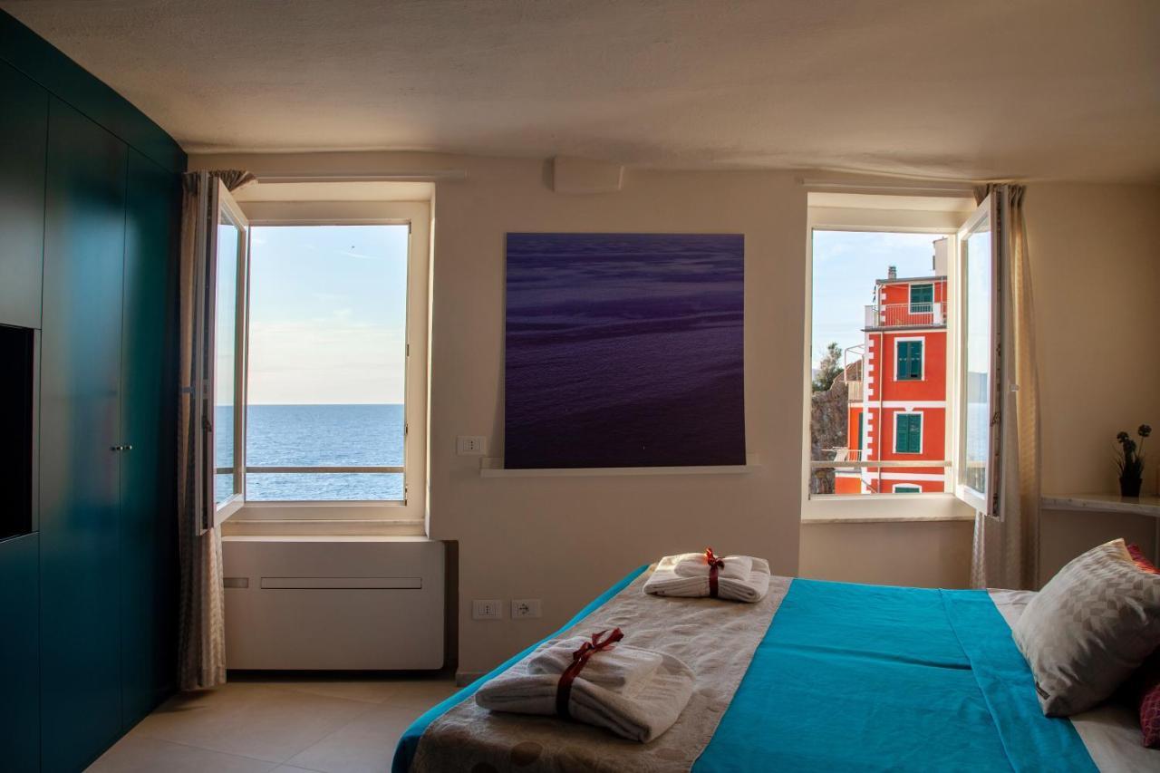 Cinque Terre SEAFRONT - deluxe apartment Riomaggiore Exterior foto